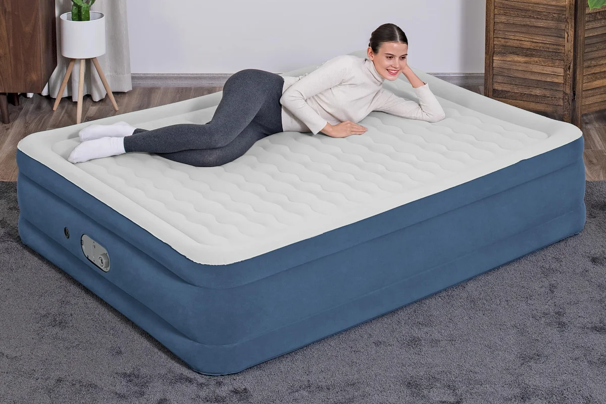 Materac dmuchany dwuosobowy Bestway 67624 z pompką 203 x 152 cm - zdjęcie 12