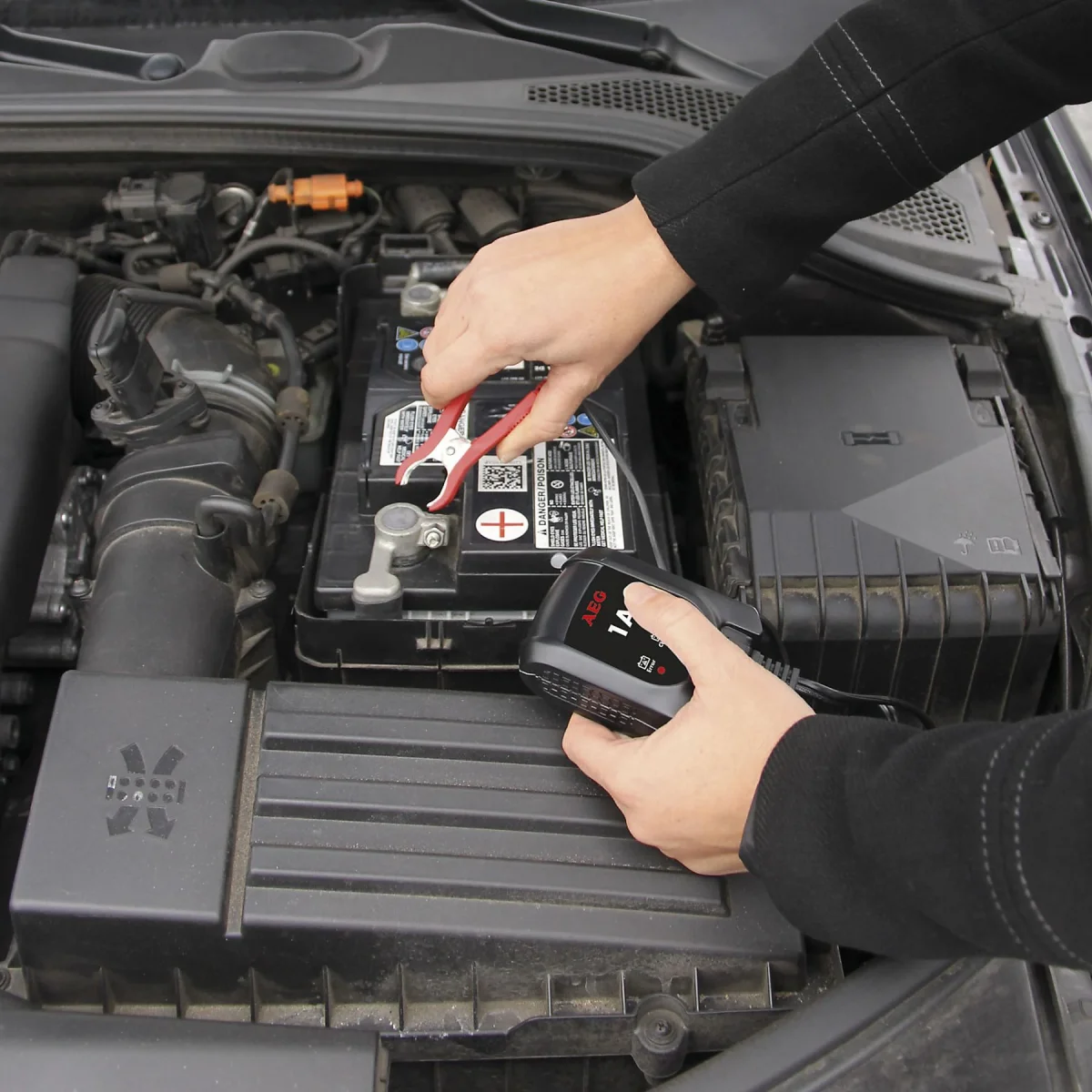 Regenerator prostownik regenerujący z mikroprocesorem AEG 1.0 12V, 1A - zdjęcie 3