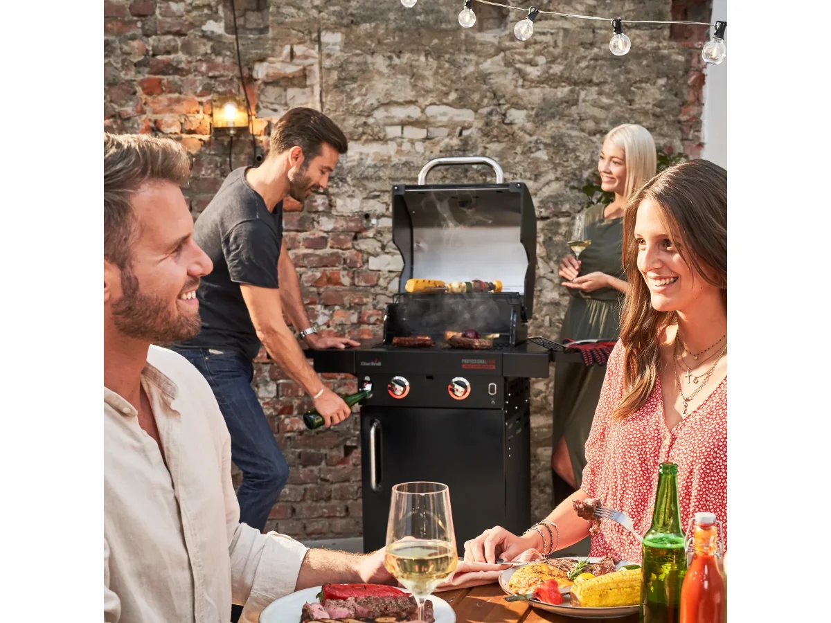 Grill gazowy ogrodowy Char-Broil Professional Core B 2 palniki na 4 steki - zdjęcie 9