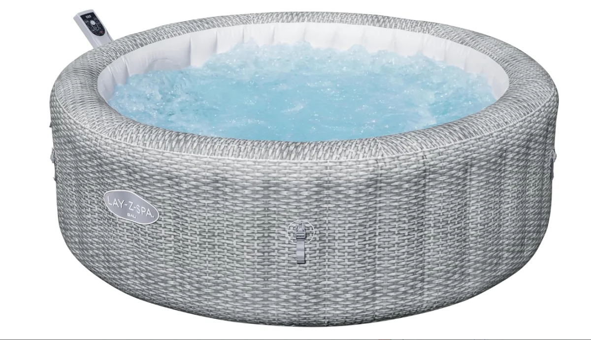 Dmuchane SPA Bestway Lay-Z-Spa Bali AirJet 6 osób 140 dysz WiFi aplikacja 19cm 6 rattan - zdjęcie 11