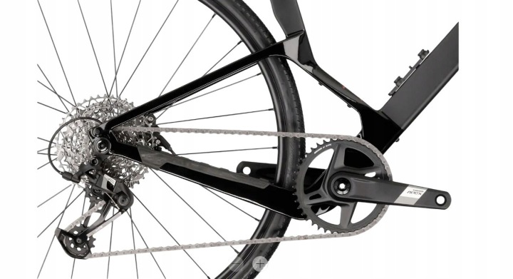 Rower-gravel-Rondo-RUUT-CF2-rama-M-kolo-28-premium-czarny-SRAM-Apex-Kod-producenta-23RD96510M1.jpg
