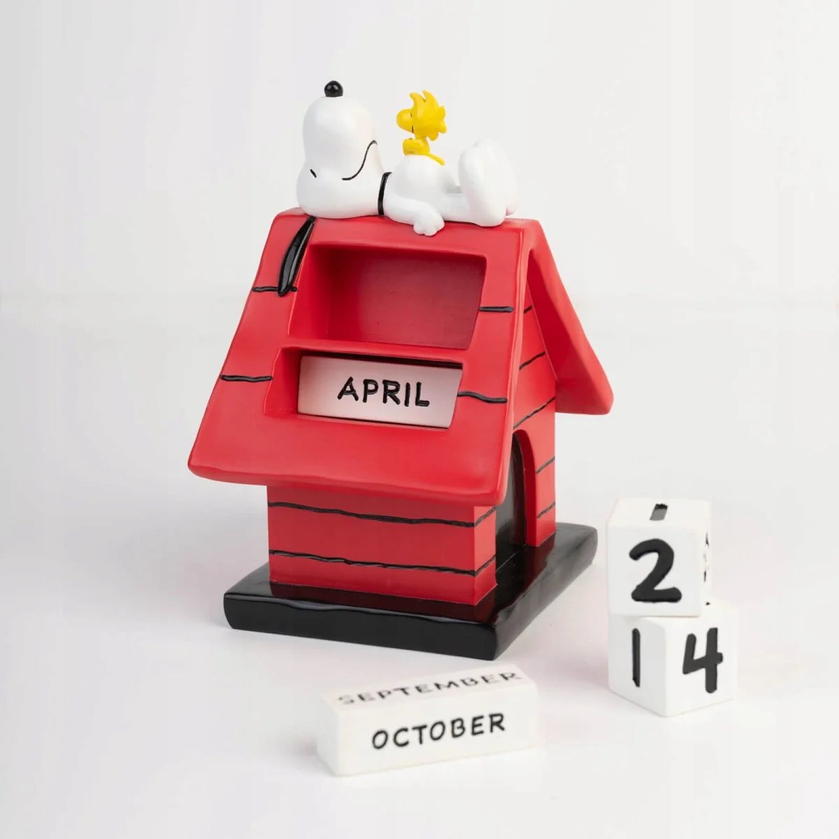 Kalendarz wieczny 3D Snoopy buda Peanuts żywica ręcznie malowany 15cm #zdjecie3