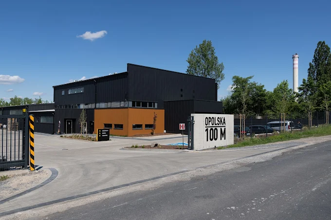 Centrum serwisowe i magazyn w Krapkowicach