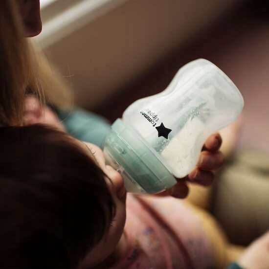 Butelki antykolkowe Tommee Tippee Advanced Anti-Colic 260 ml Zestaw 2 szt