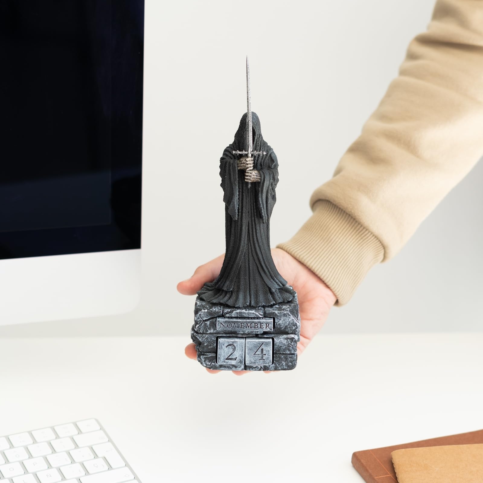 Kalendarz wieczny 3D Władca Pierścieni Nazgul 23cm żywica ręcznie malowany #zdjecie10